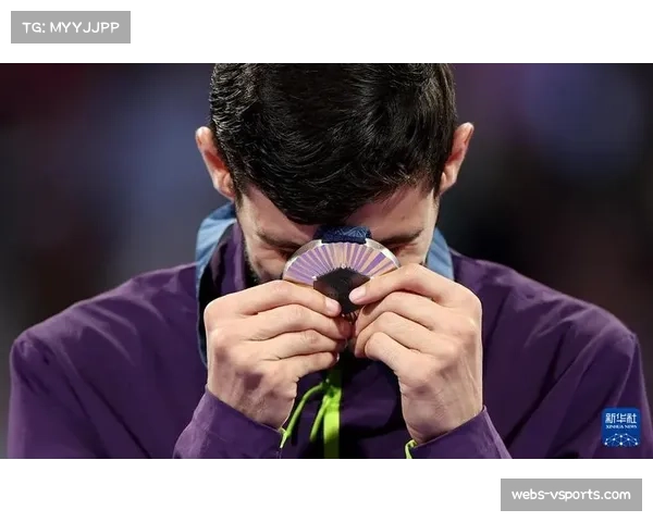 男子58公斤级出现罕见高分对决，决赛双方总得分超过80分